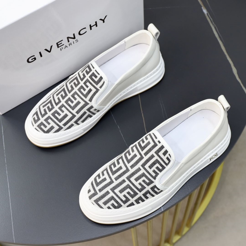 Givenchy Sneakers